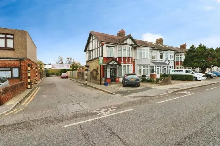 Best Areas in Ilford for Property Improvements